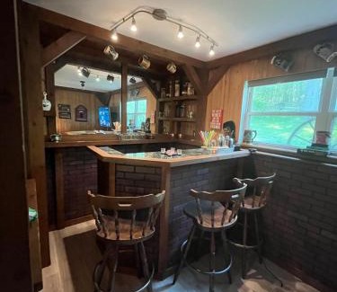 Bushkill House | Hideaway Hot Tub Sunna Lake Kayaks Pool