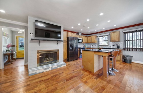 Charlotte House | Hideaway Ranch 10 Min to Uptown Charlotte
