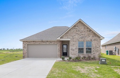 Lake Charles House | Hideaway Spot Where Southern Charm Stays - LT7950