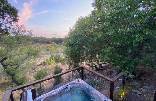 Wimberley House | Hideout Cabin - private retreat just 15 mins from Wimberley!