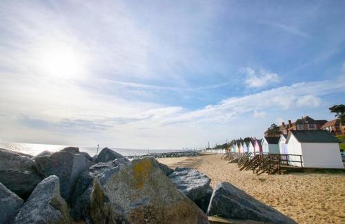 Felixstowe Apartment | Hideout