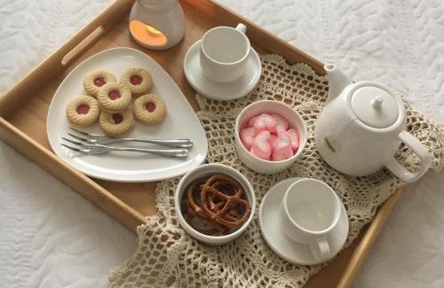 Las Pinas Apartment | Hideouts & Hangouts