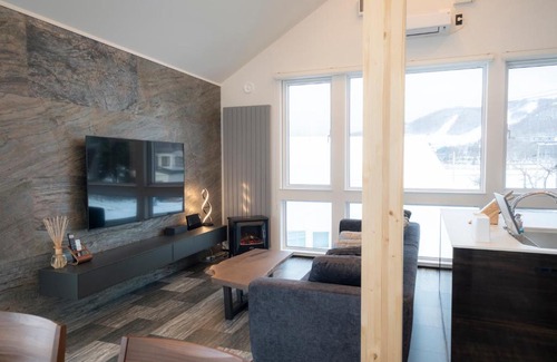 Asahikawa Villa | HIGASHIKAWA Villa 雪華