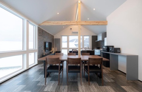 Asahikawa Villa | HIGASHIKAWA Villa 雪華