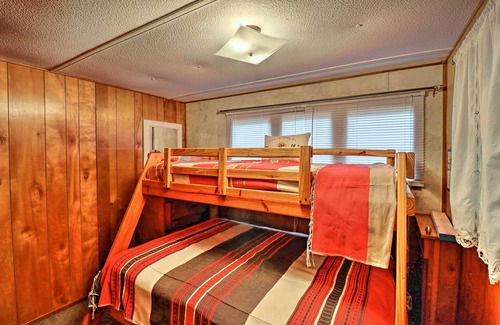 Higden House | Higden Hideaway on Lake: Pets & ATVs Allowed!