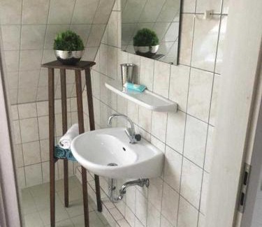 Stedesdorf Apartment | Higgen Adamla