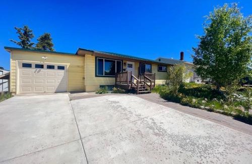 Leadville House | High Alpine 4bd Hideaway in Leadville