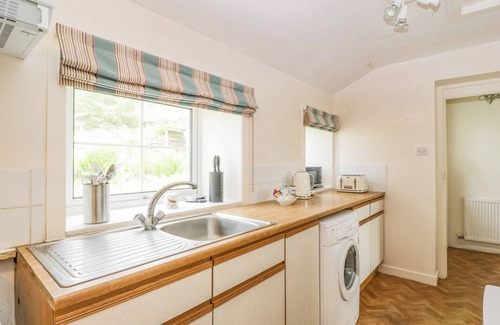 Thornhill Cottage | HIGH AUCHENBRACK, pet friendly, character holiday cottage in Moniaive