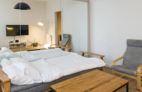Tophane House | High ceiling apartment in trendy Cihangir neighbourhood!