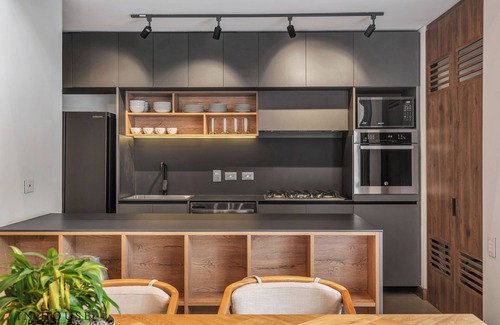 Patio Bonito Apartment | High ceilings & modern apt/BBQ - Morph 201