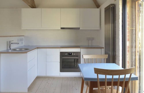 South Leigh Cottage | HIGH COGGES FARM HOLIDAY COTTAGES – THE GRANARY in Witney