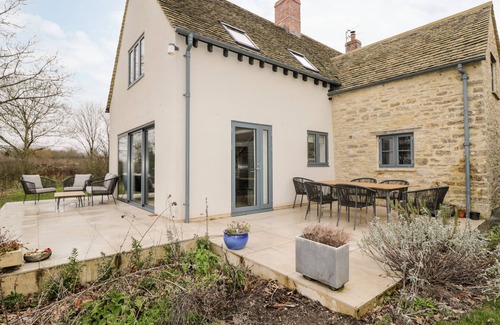 South Leigh Cottage | High Cogges Farm Holiday Cottages