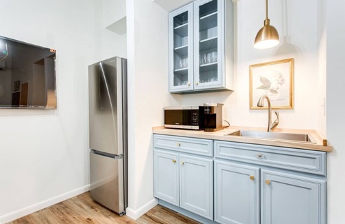 Thompson's Station House | High Comfort, Low Price, Clean, Private Guesthouse