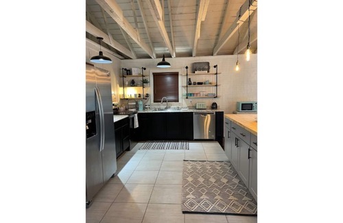Kelly House | High Cotton Cottage