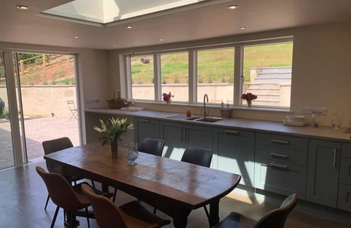 Aller House | High End 3 bed barn conversion