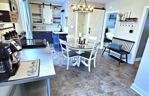 Kapuskasing Apartment | High End Apartment with Farmhouse Charm in the Centre of Kapuskasing