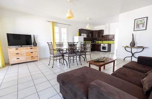 Dolus-d'Oleron Villa | High-end detached house, in a small village on the island of Oleron (Dolus d'Oleron au hamlet les Bardieres at 4 grande rue) in a charming property.