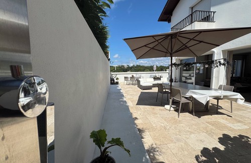 Arcangues Apartment | High-end vacations in the Basque Country, Argi aide (Côté lumière)