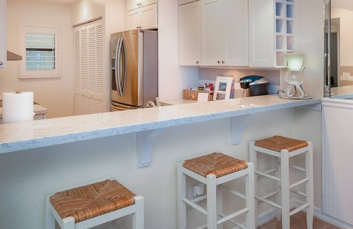 Bouchelles Island Condo | High End Waterfront Condo Unit