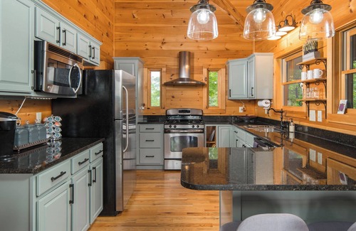 Banner Elk Cabin | High Five Cabin - A luxury cabin; Incredible views, hot tub, fire pit, and more