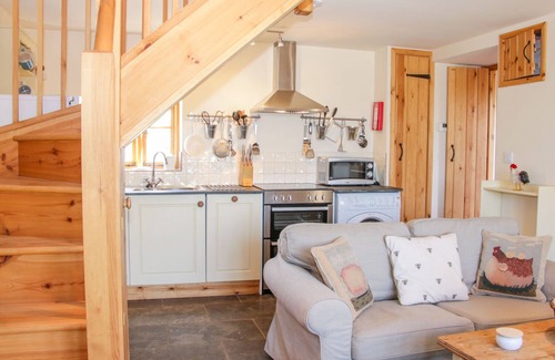 Ludwel House | HIGH GROVE, family friendly, character holiday cottage in Ludlow