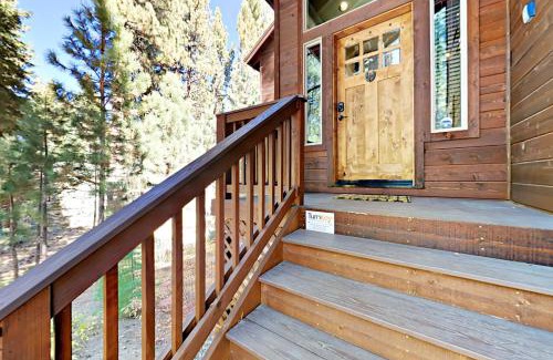 Montgomery Estates House | High Meadow Escape