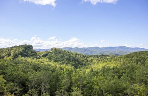Deep Gap House | High Meadow Retreat