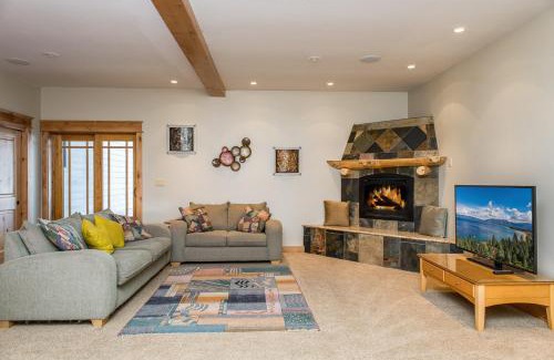 Montgomery Estates House | High Meadows Gem