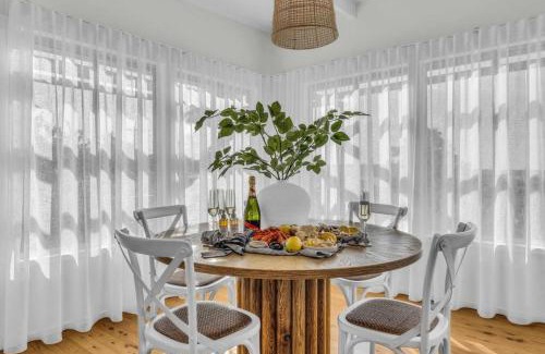 Eden House | High Noon