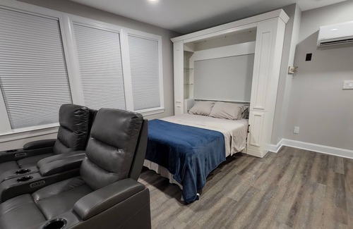 High Point Apartment | High Point Furniture Market Gem! 1 bed/bath studio apartment