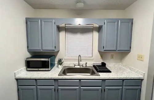 High Point House | High point home 5 mins away from HPU & downtownn