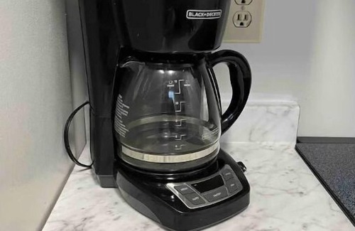 High Point House | High point home 5 mins away from HPU & downtownn