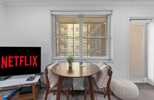 Downtown Atlanta House | High-Quality Downtown Living - Skyline View
