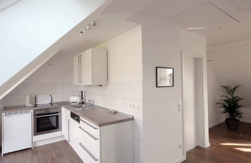 Solingen Apartment | High quality furnished holiday-/exhibition apartment with a view in Solingen-Gräfrath