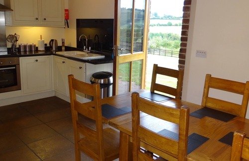 Colyton Cottage | High Quality , Rural Views Peaceful, AONB, Jurrasic Coast, Dog Friendly.