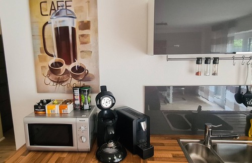 Heroldstatt Apartment | High-quality vacation apartment with beautiful terrace and infrared sauna
