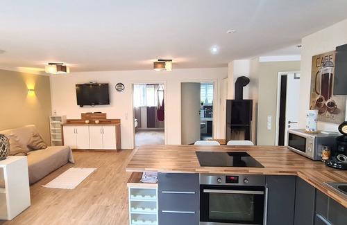 Heroldstatt Apartment | High-quality vacation apartment with beautiful terrace and infrared sauna