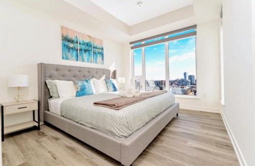 Kitchener Apartment | High Rise 1BR Building w Gorgeous Views