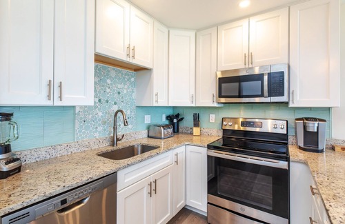 Hampton Condo | High Rise Luxury Oceanfront Condo, 5th Floor. Close to Everything, Epic Views!