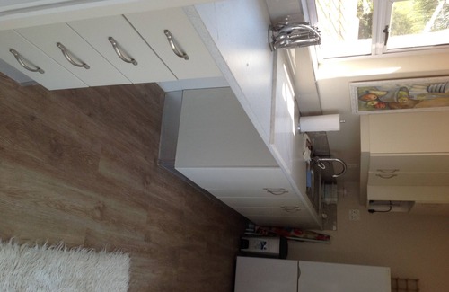Lynnwood Apartment | High security and very central location