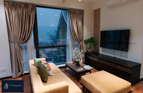 Van Mieu Apartment | High-ser Apartment -2BR - NiceView - Parking - Spacious - In center