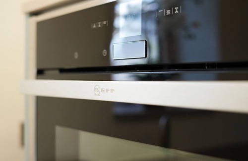 Lincoln House | High spec, 4 bed family eco-home w/private gym & tennis courts in Lincolnshire.