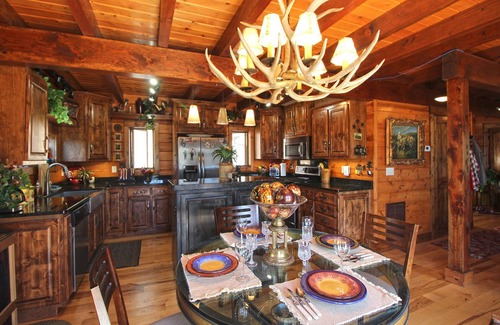 Bryson City Cabin | High Springs Retreat Bryson City