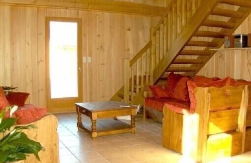La Chapelle-d'Alagnon Ski Chalet | High standard wooden chalet with interior heated pool