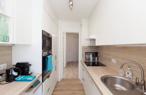 Pointe Croisette Apartment | High-Standard 2-Bedroom Apartment with Sea View and Large Terrace