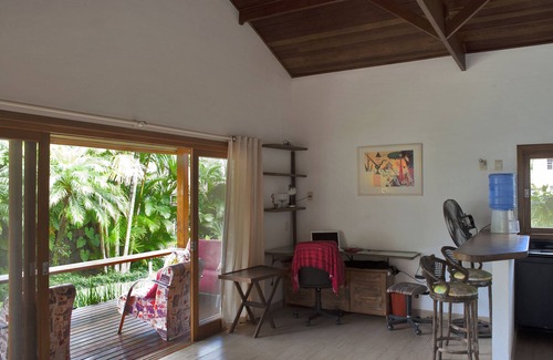 Maresias House | High standard-34 people in beds-500 m from sirena