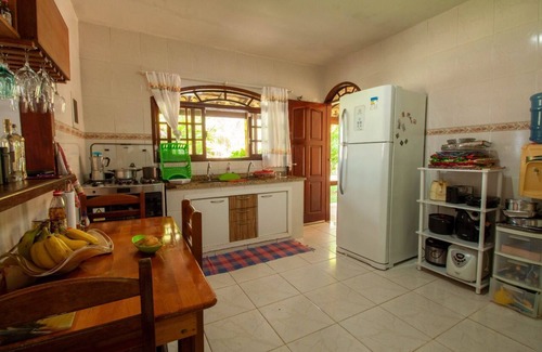Tamoios House | High Standard House with pool and beach. Up to 16 people.