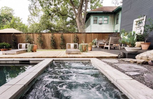 Oak Cliff House | High-style Home near Bishop Arts and Downtown Dallas