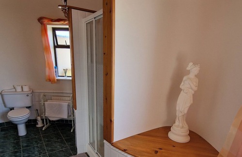 Duncannon Cottage | HIGH TIDE, pet friendly, with a garden in Duncannon, County Wexford