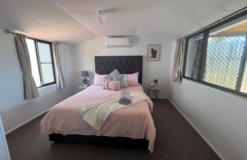 City of Maryborough Bed & Breakfast | High Tides Guest HousenPet friendly waterfront accomodation
